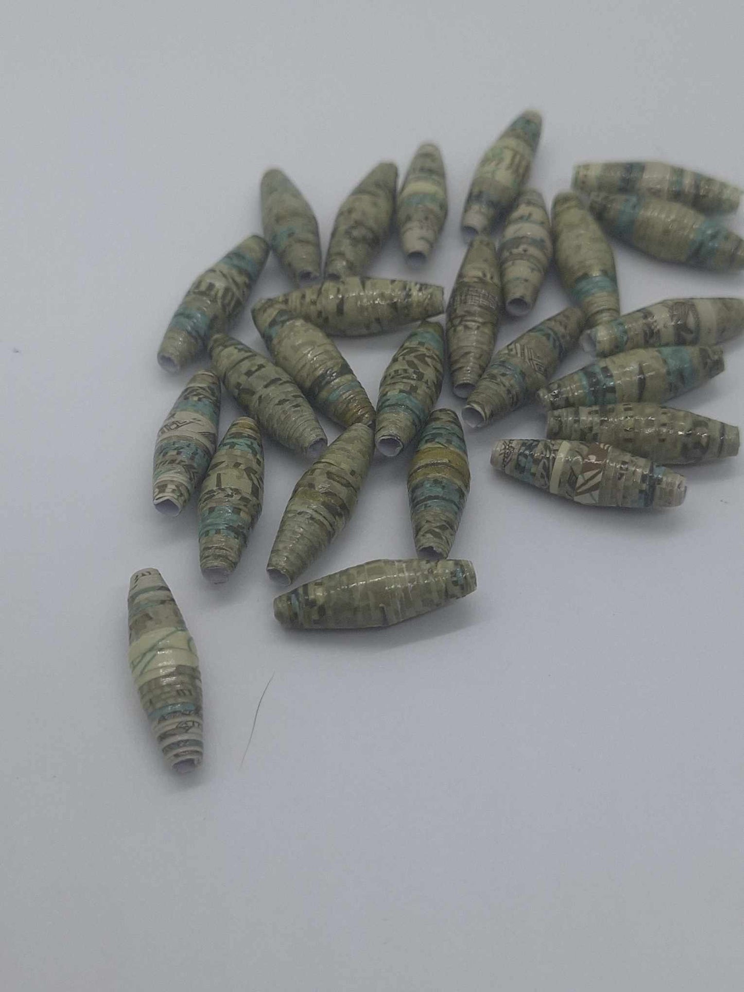 Hand-Rolled Paper Beads – 25-Count Baggies