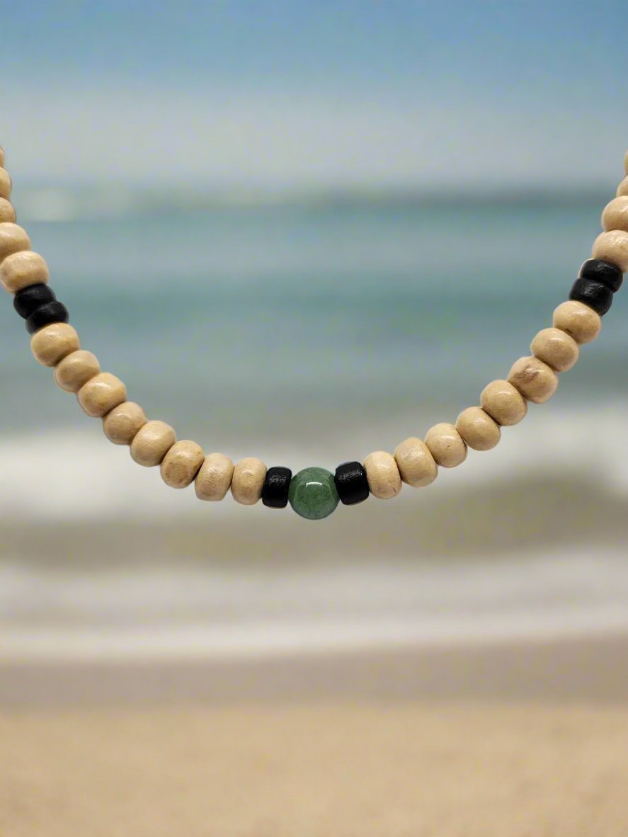Light brown wood necklace