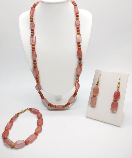 Handcrafted necklace set